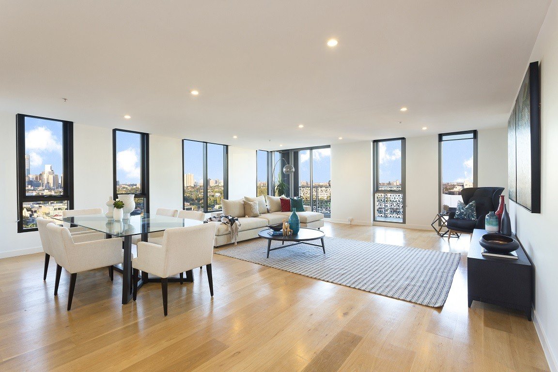 Gallery: 1007/101 Bay Street