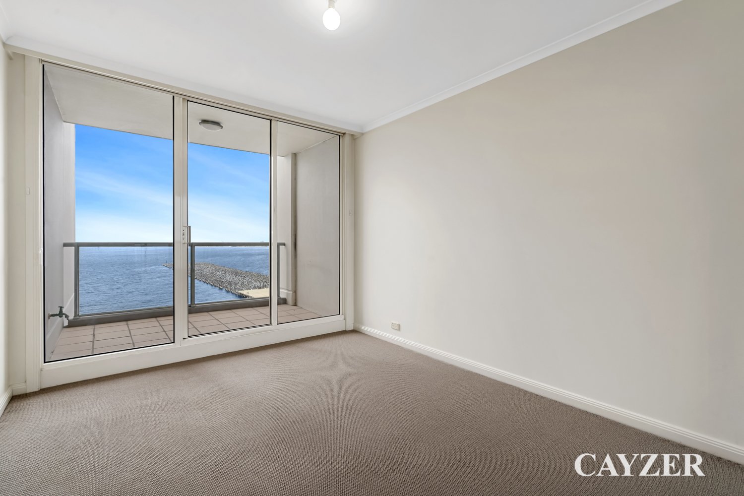 Gallery: 1007/127 Beach Street