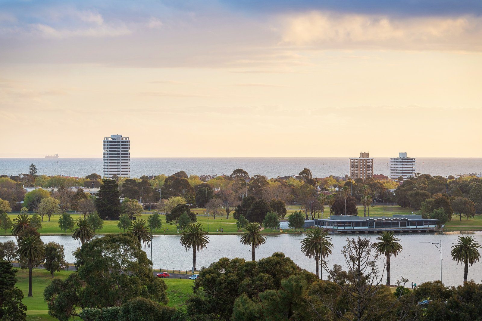 1007/20 Queens Road, MELBOURNE, 3004