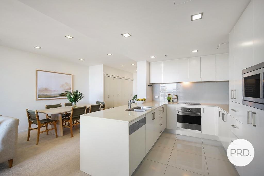 1007/34 Scarborough Street SOUTHPORT 3