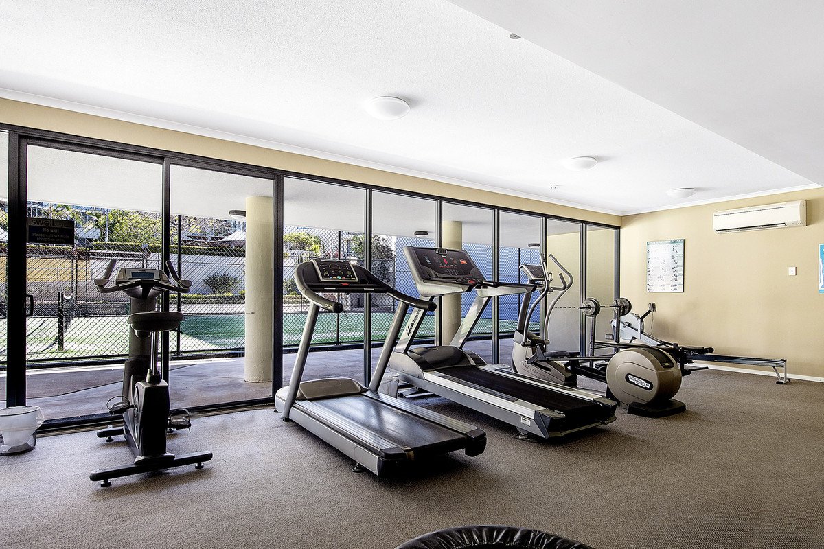 1008/1 Ocean Street BURLEIGH HEADS 11