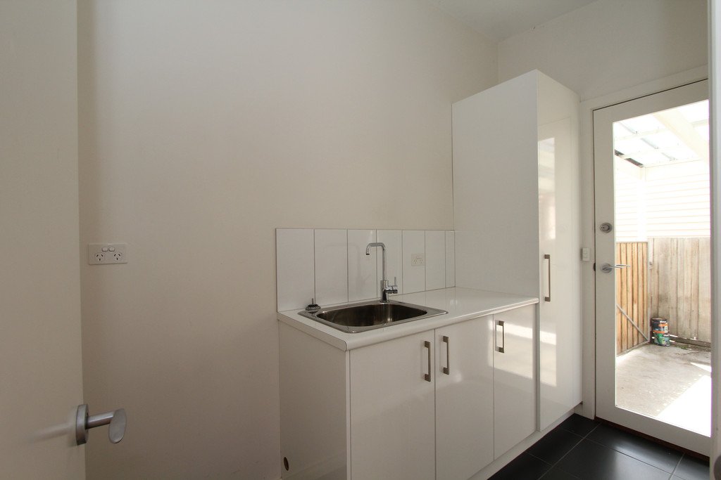 1009 Macarthur Street LAKE WENDOUREE 14