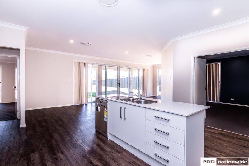 100A The Heights TAMWORTH 3