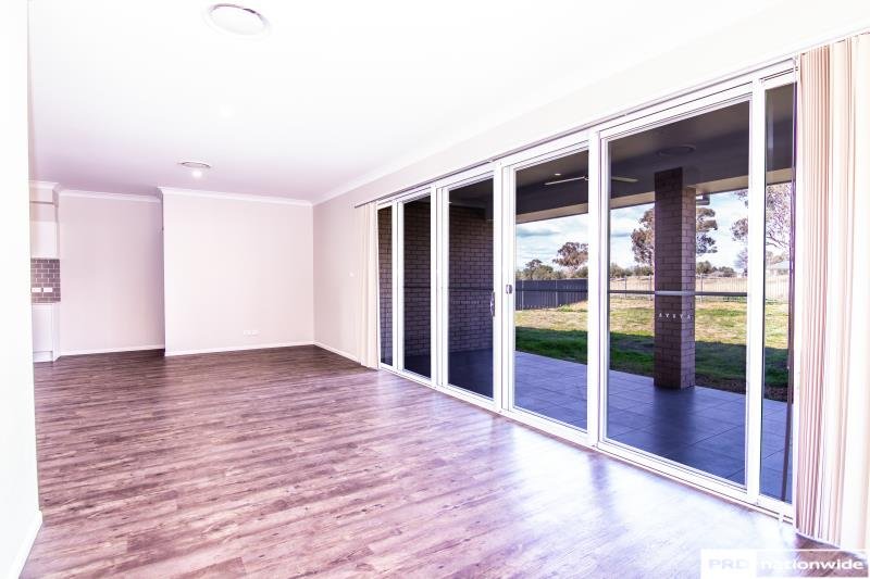 100A The Heights TAMWORTH 5