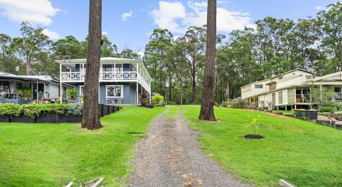 101-103 Eastslope Way NORTH ARM COVE 13