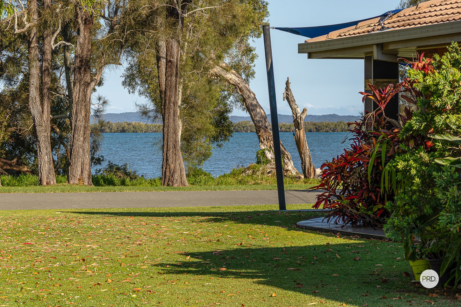 101-103 TORQUAY Road REDLAND BAY 2