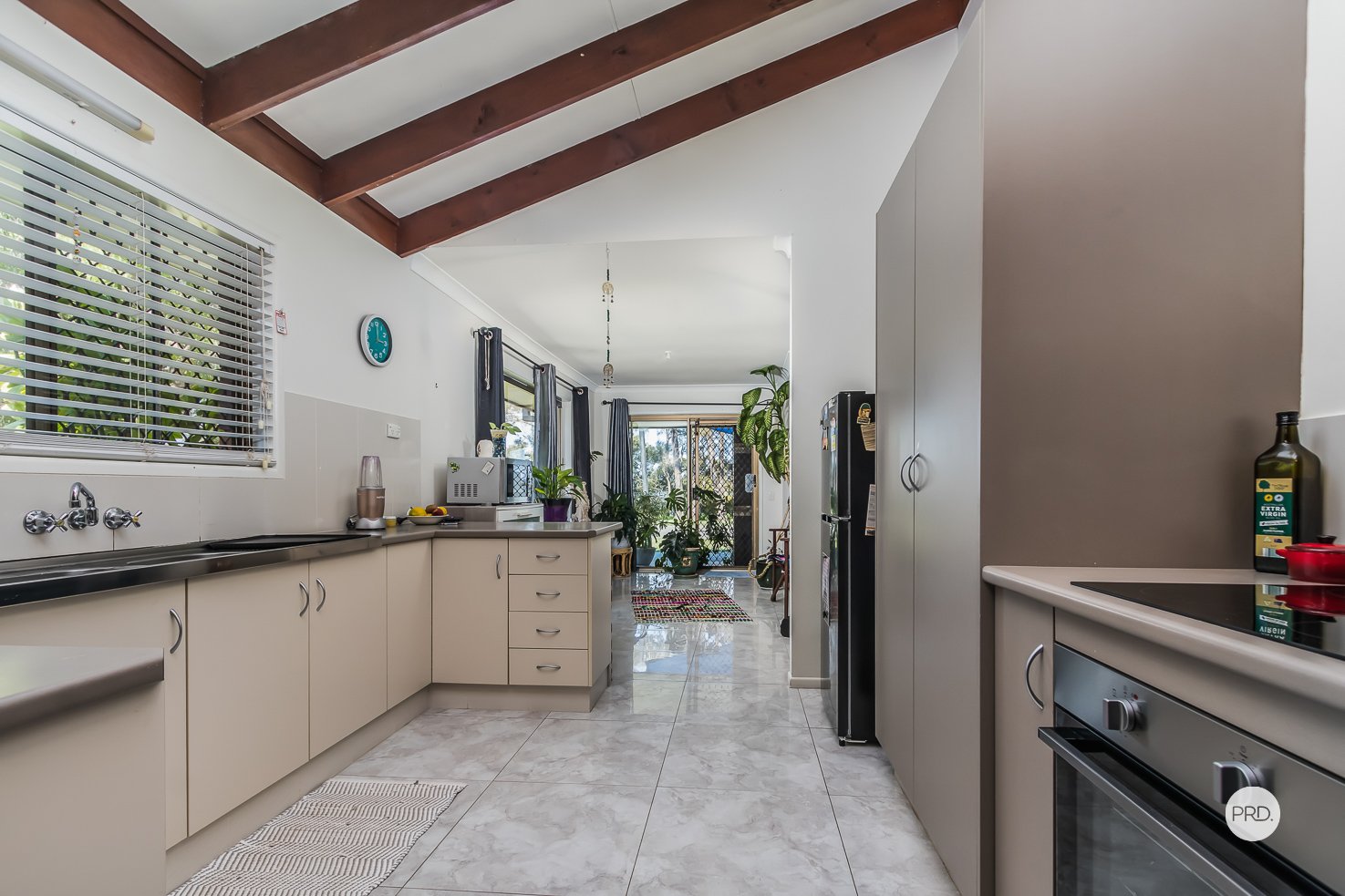 101-103 TORQUAY Road REDLAND BAY 21