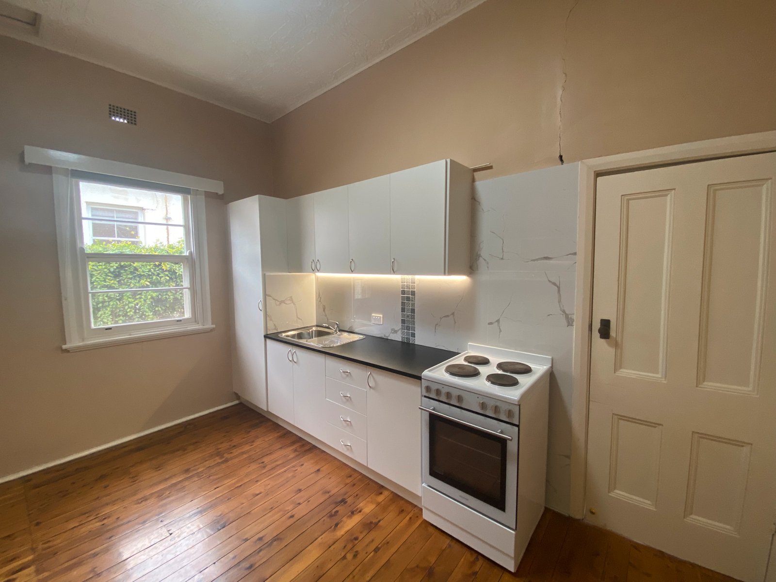 101 Belmore Street TAMWORTH 6