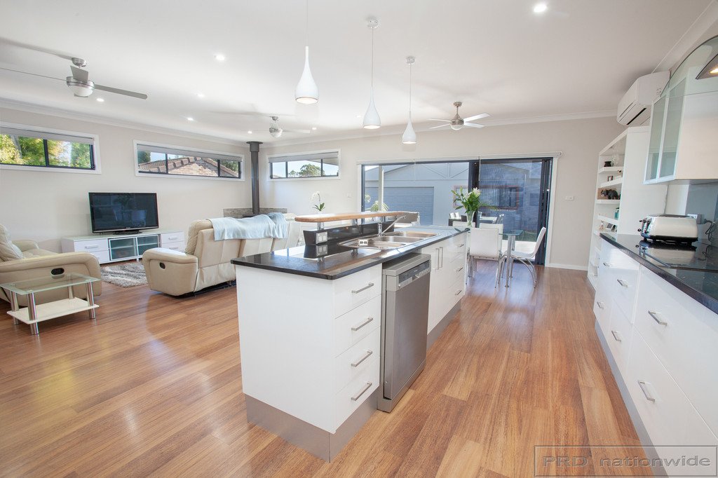 101 Beresford Avenue BERESFIELD 15
