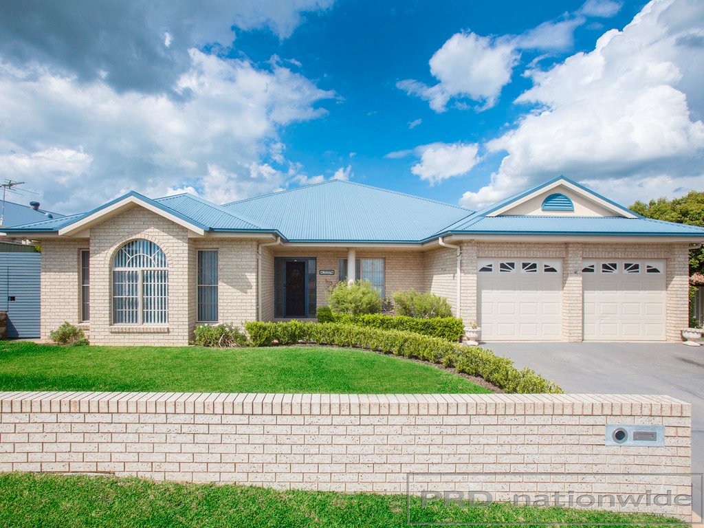 101 Canterbury Drive RAWORTH 1