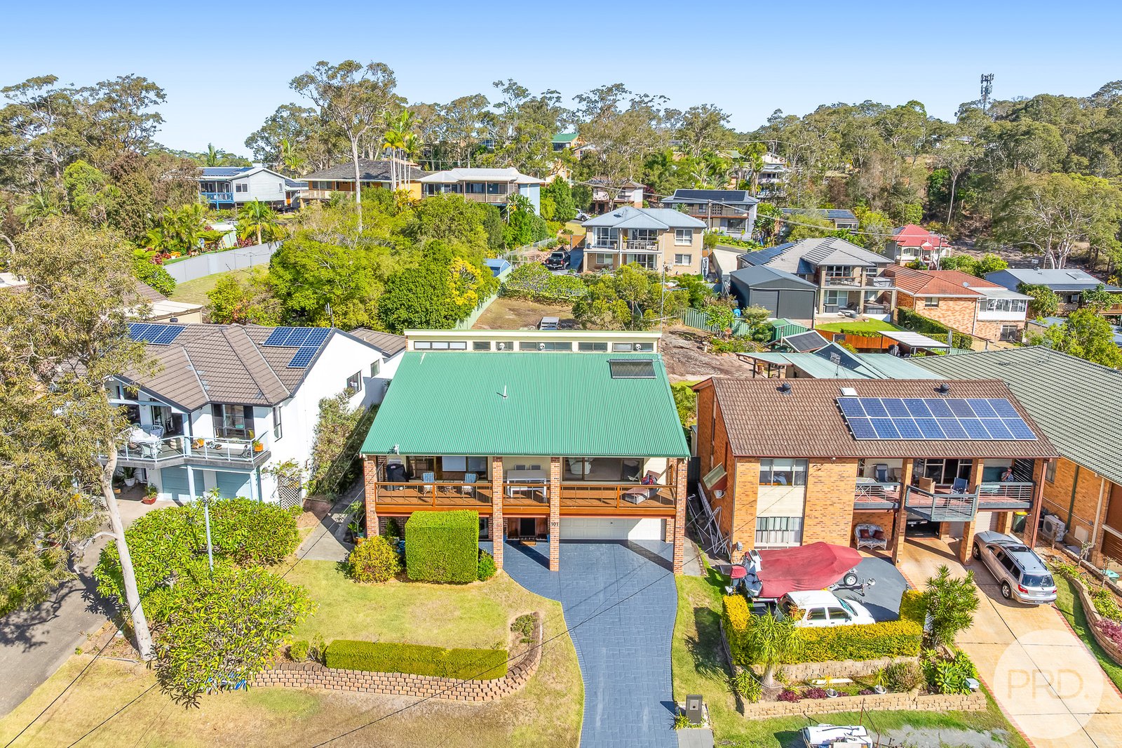101 Francis Avenue LEMON TREE PASSAGE 28