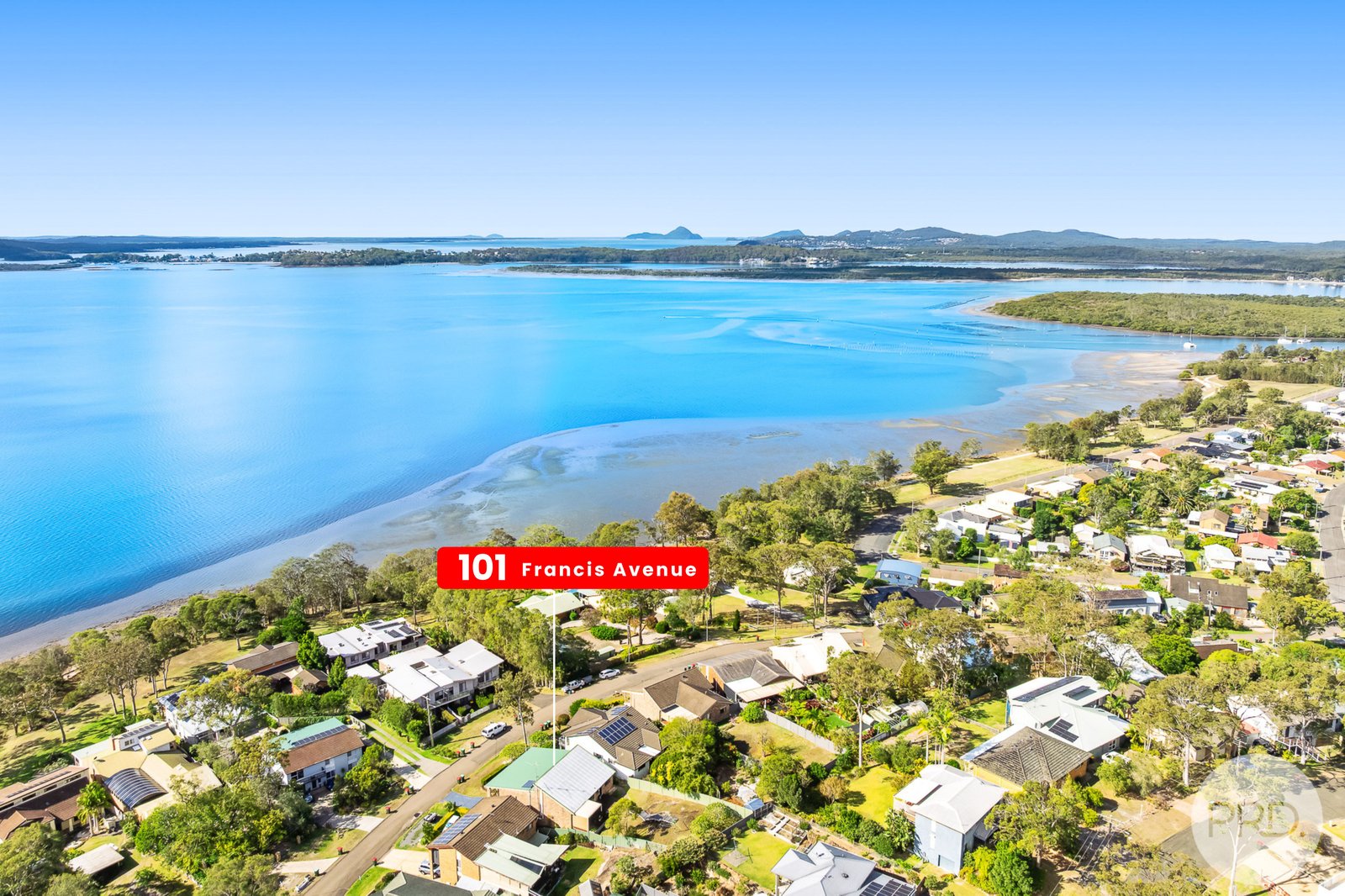 101 Francis Avenue LEMON TREE PASSAGE 29