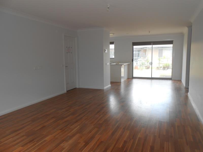 10/1 Gungurru Close TAMWORTH 3