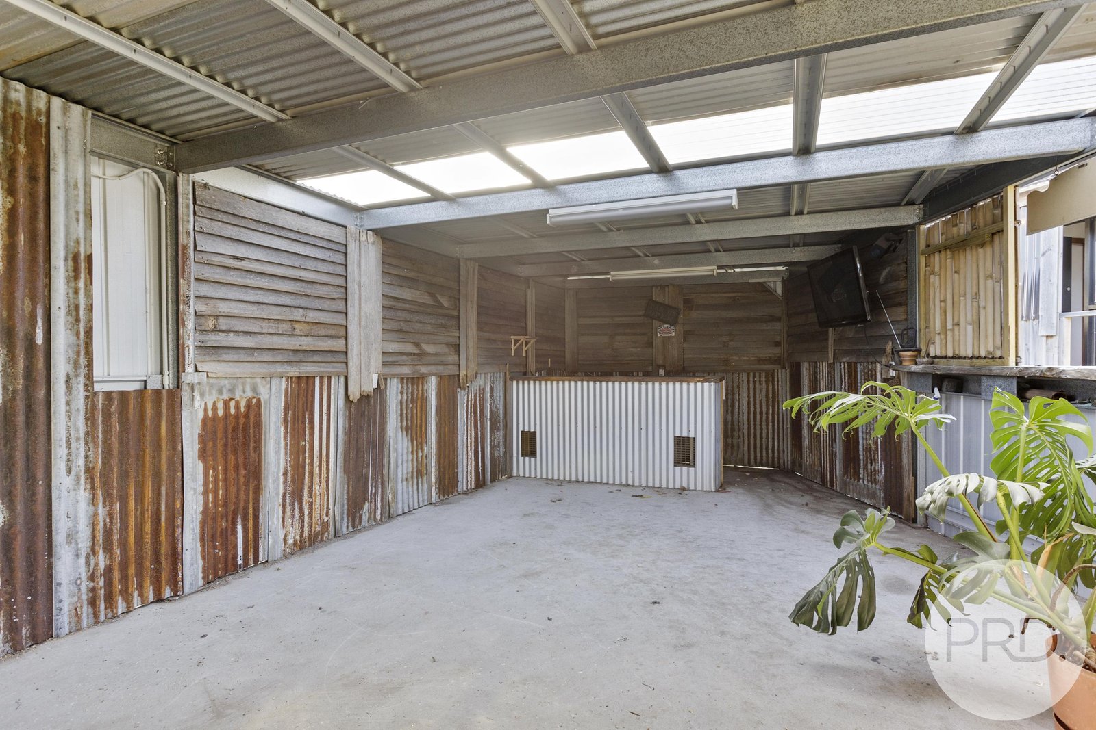 101 Gunn Street BRIDGEWATER 11
