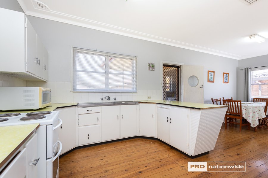 101 Hillvue Road TAMWORTH 5