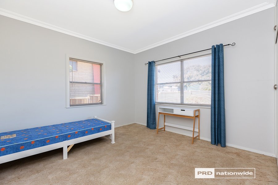 101 Hillvue Road TAMWORTH 9