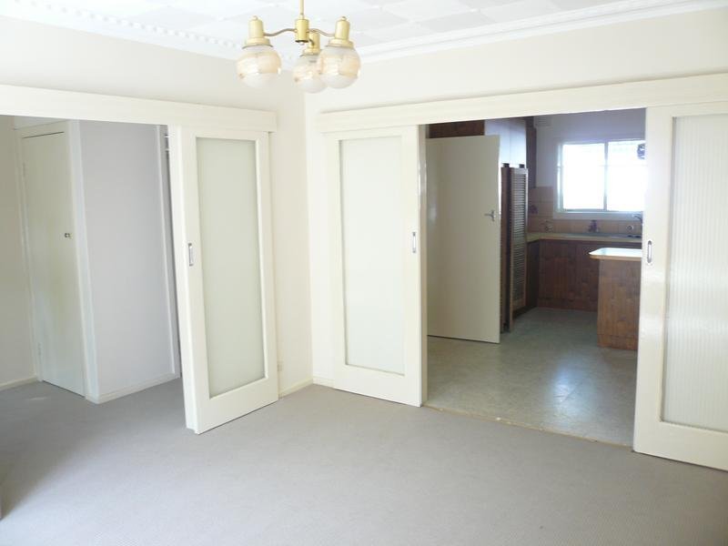 Gallery: 101 Ingles Street