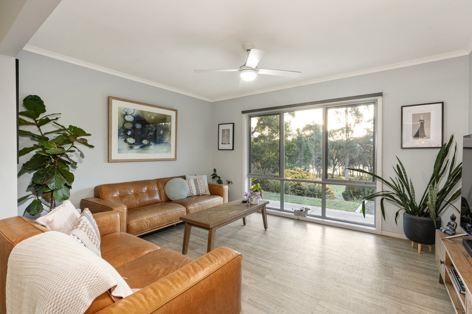 Gallery: 101 Lake Road