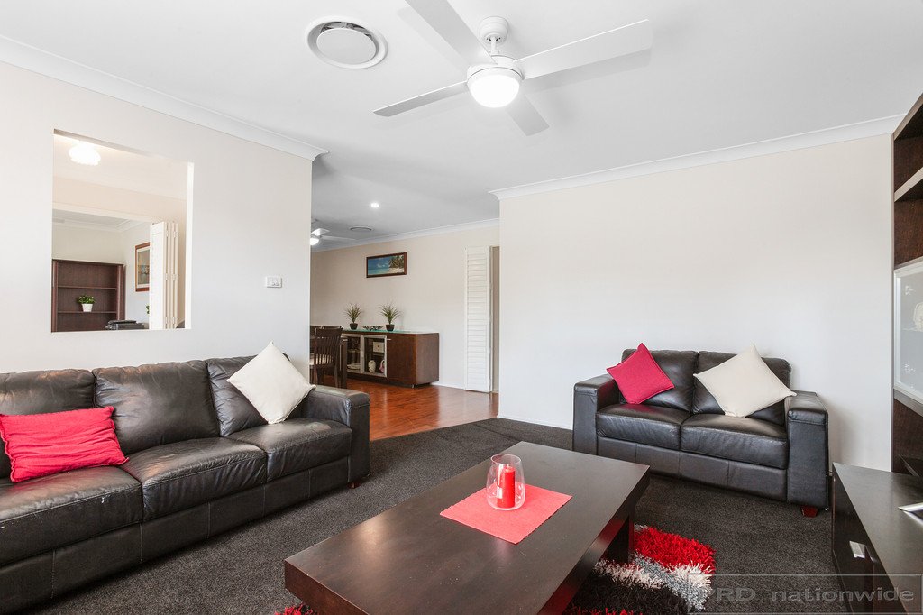 101 Lemonwood Circuit THORNTON 3