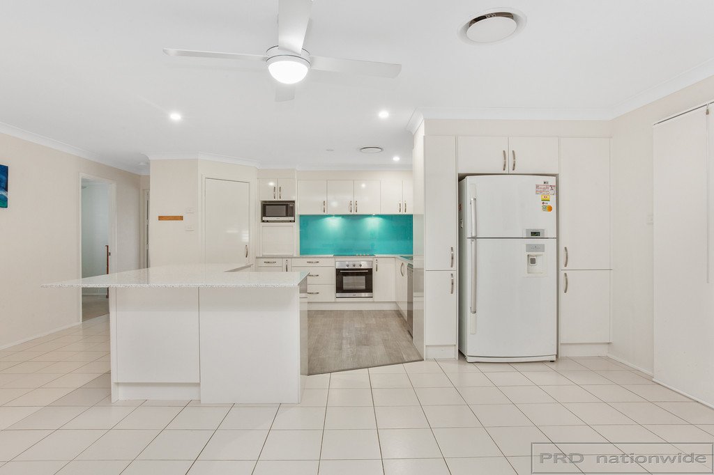 101 Lemonwood Circuit THORNTON 9