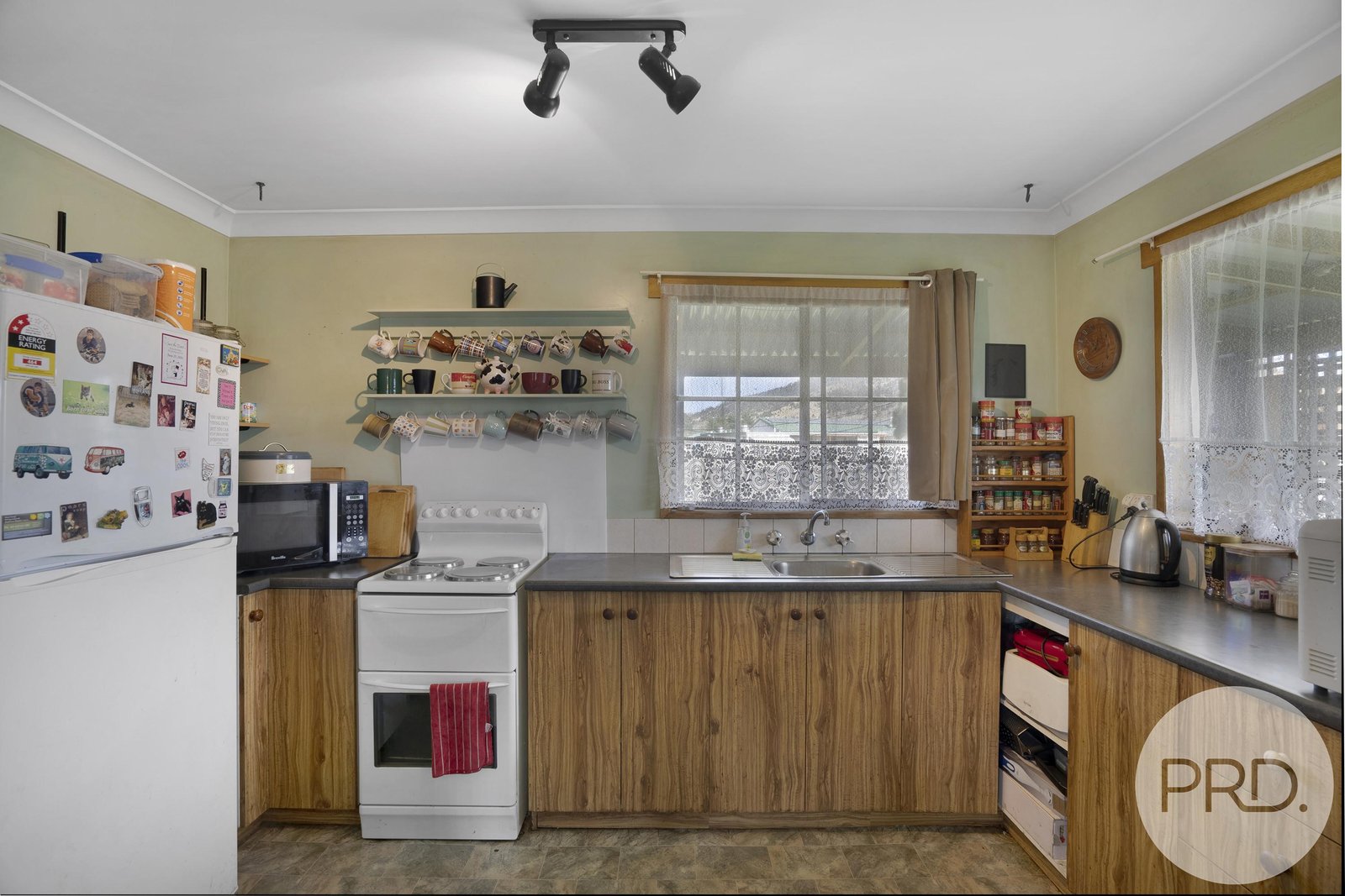 101 Main Street KEMPTON 19