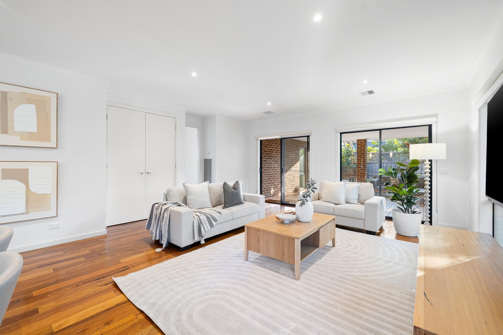Gallery: 101 Pellatt Street