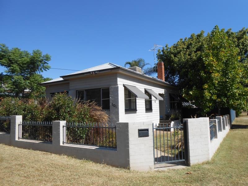 101 Piper Street TAMWORTH 8