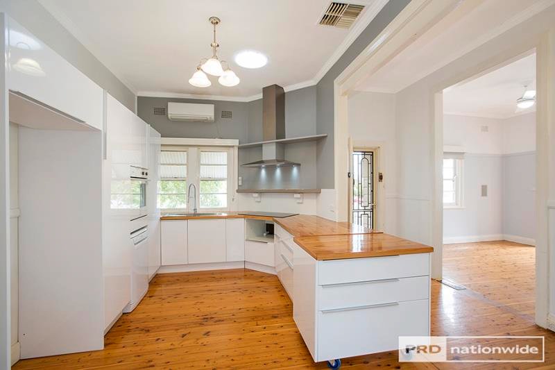 101 Piper Street TAMWORTH 4