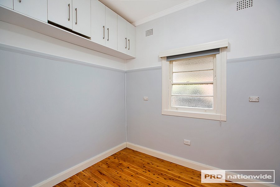 101 Piper Street TAMWORTH 8