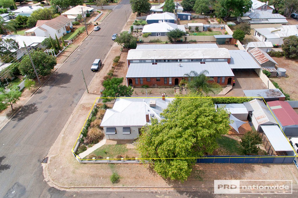 101 Piper Street TAMWORTH 18