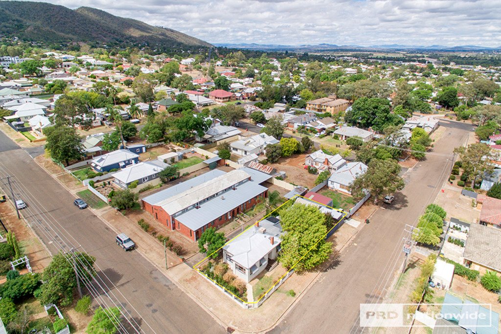 101 Piper Street TAMWORTH 19