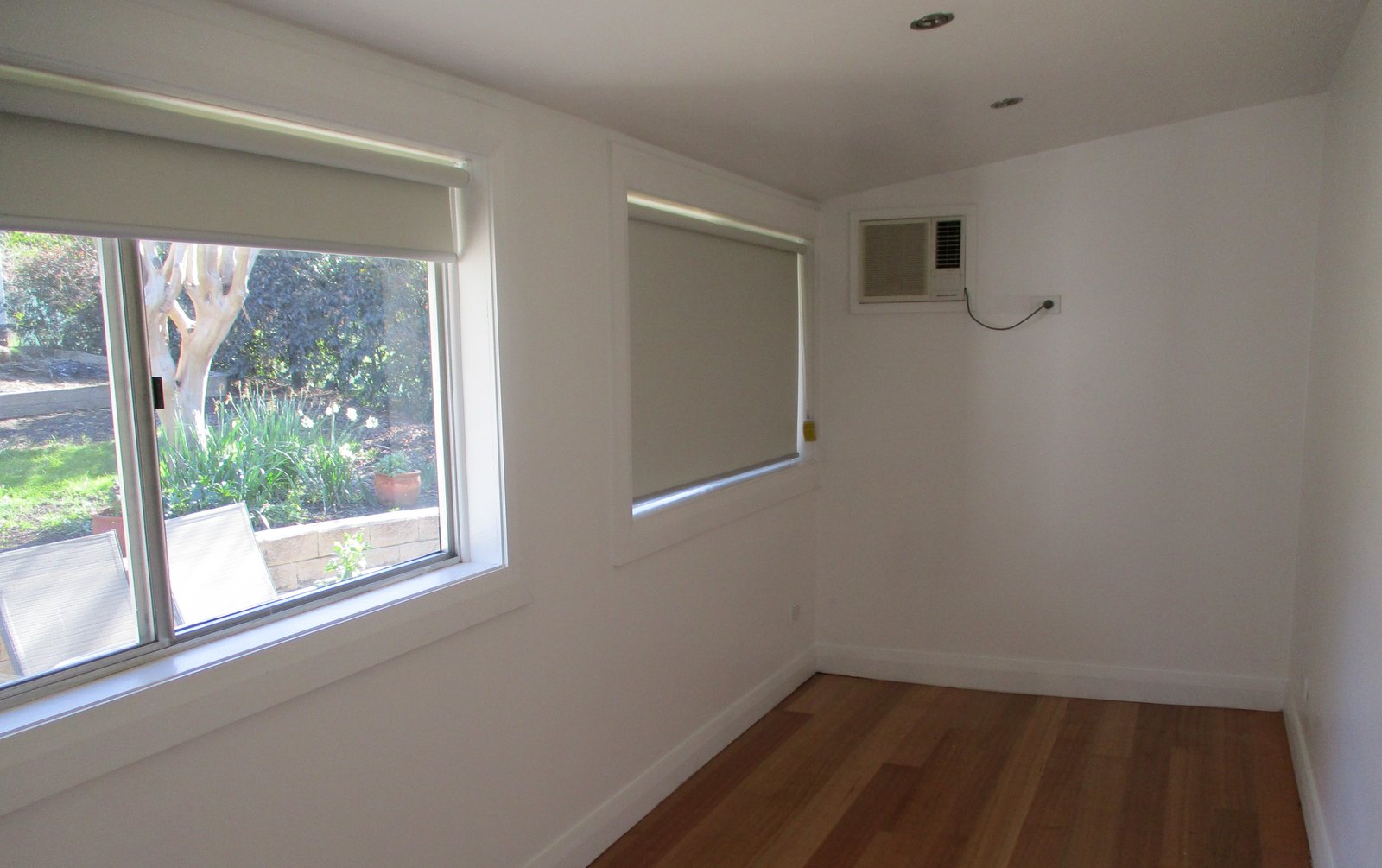 101 Russell Street TUMUT 7