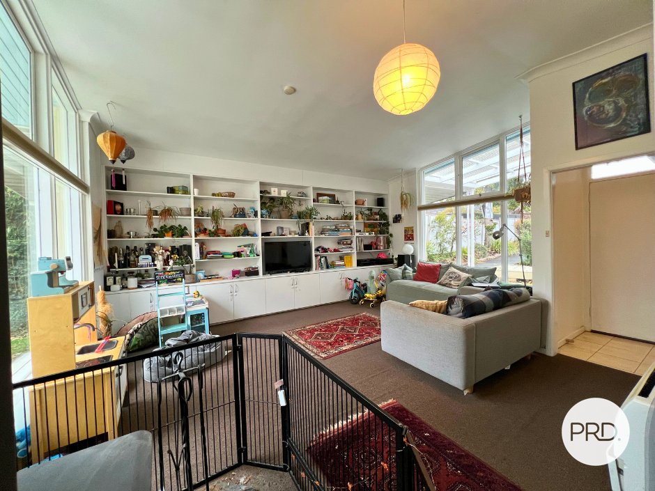 101 Uriarra Road CRESTWOOD 4