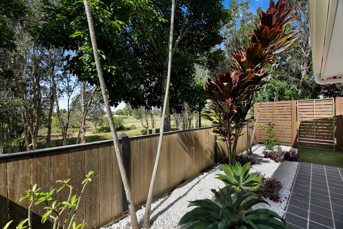 101 Verona Circuit Burleigh Waters 11