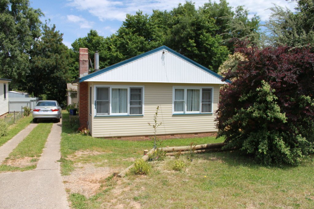 101 Winton Street TUMBARUMBA 8