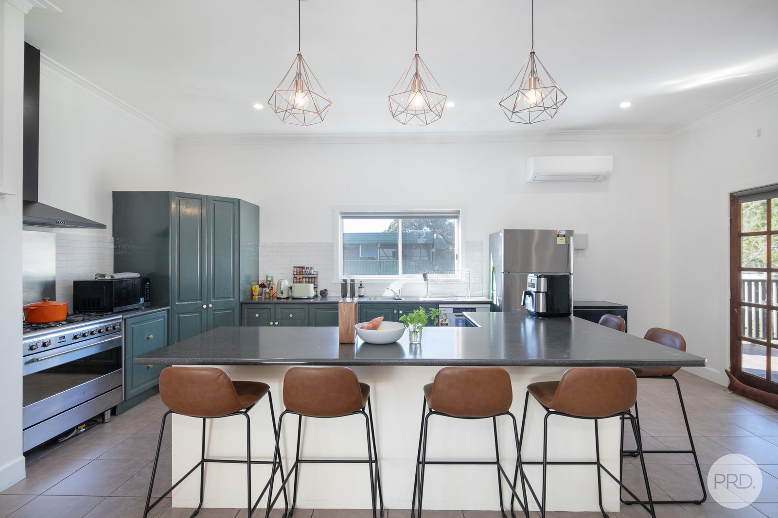1010 Lydiard St North BALLARAT NORTH 8
