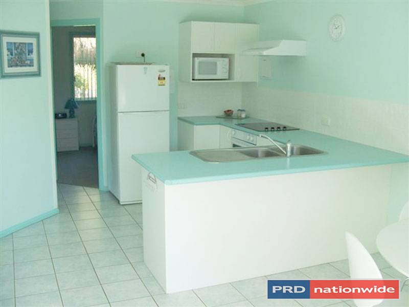10/10 Tropic Lodge Place KORORA 6
