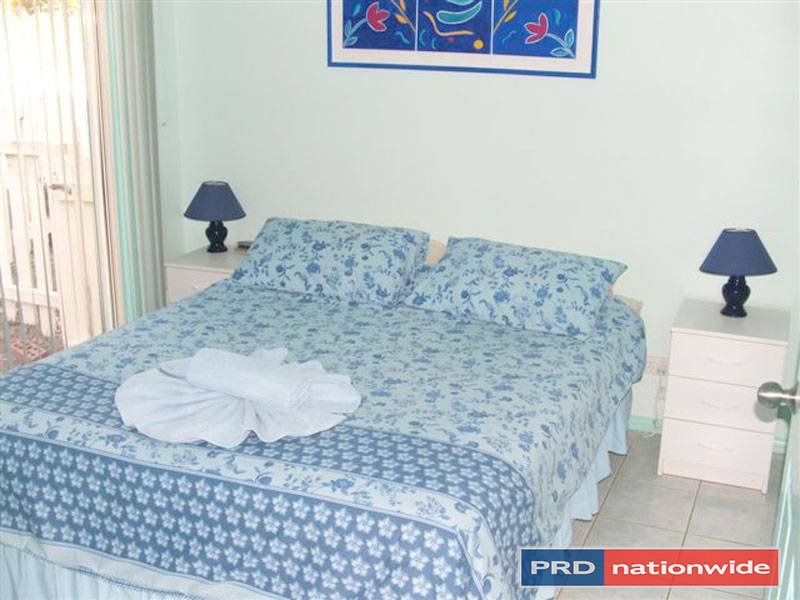10/10 Tropic Lodge Place KORORA 8