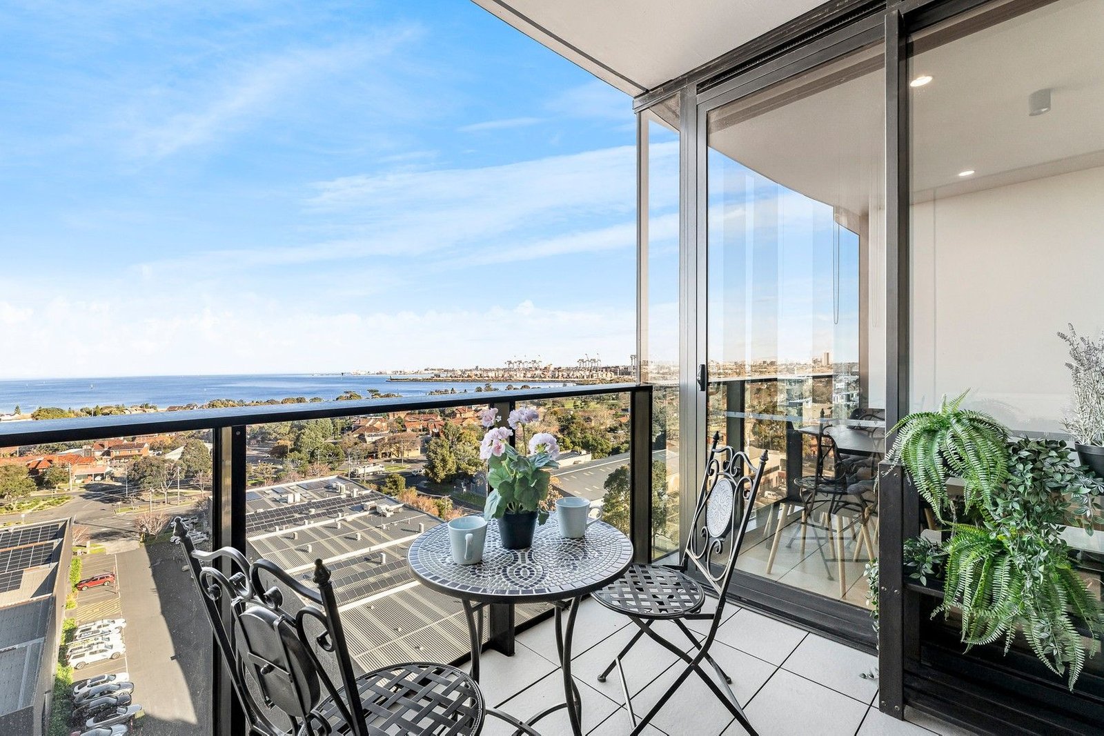 Gallery: 1010/3 Tarver Street