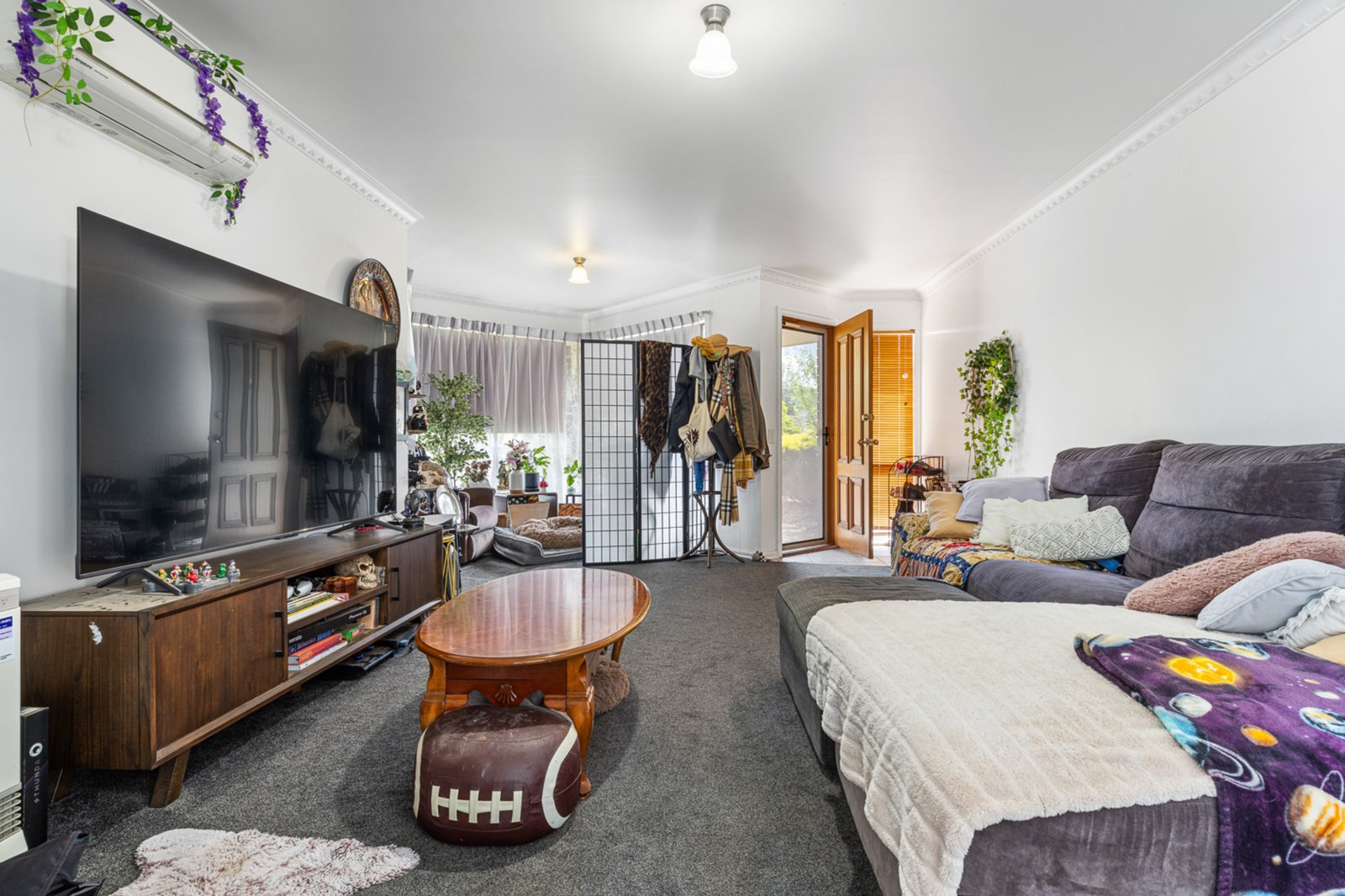 Gallery: 10/106 Whitehorse Road