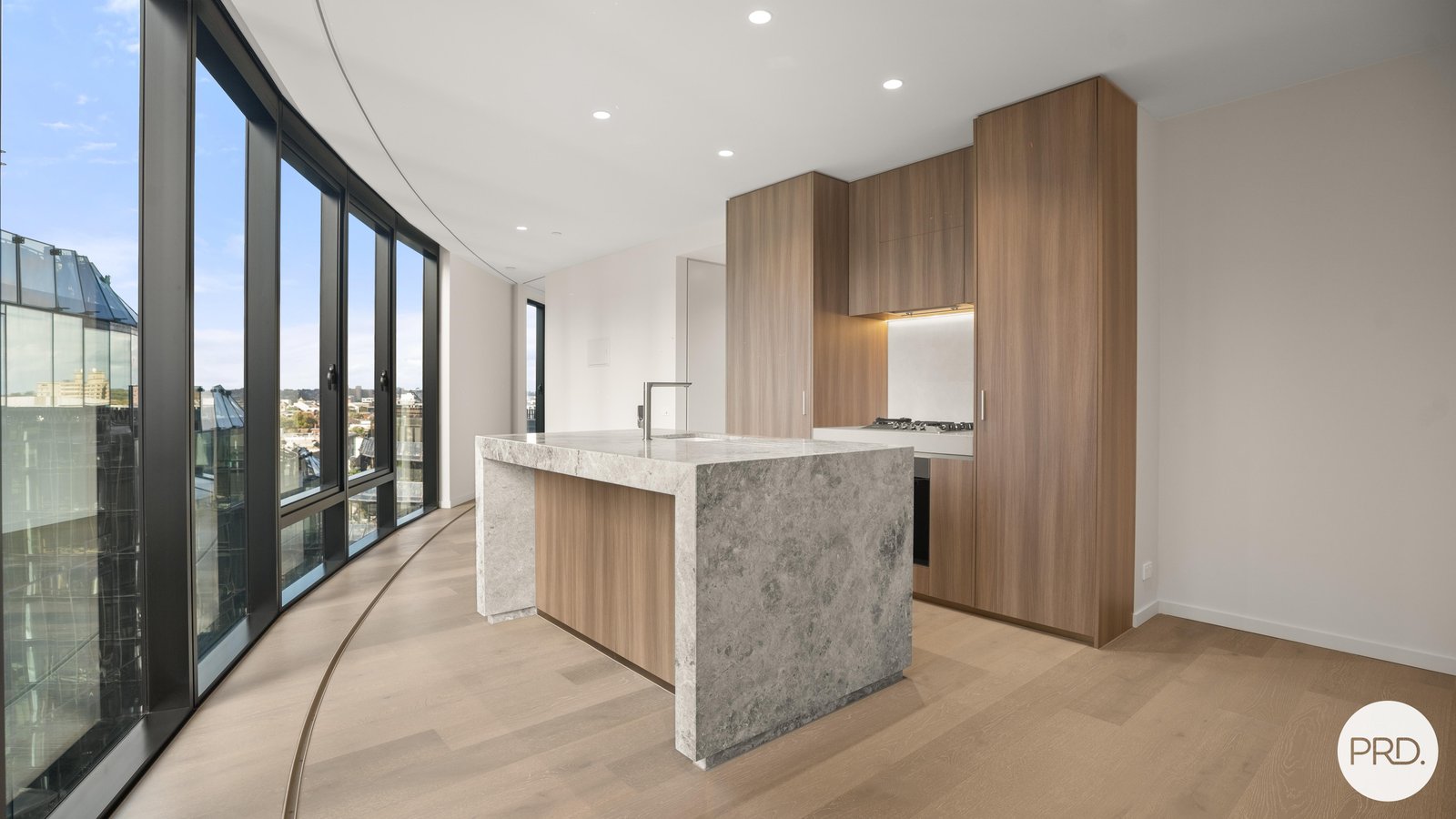 1010/605 St Kilda Road MELBOURNE 1