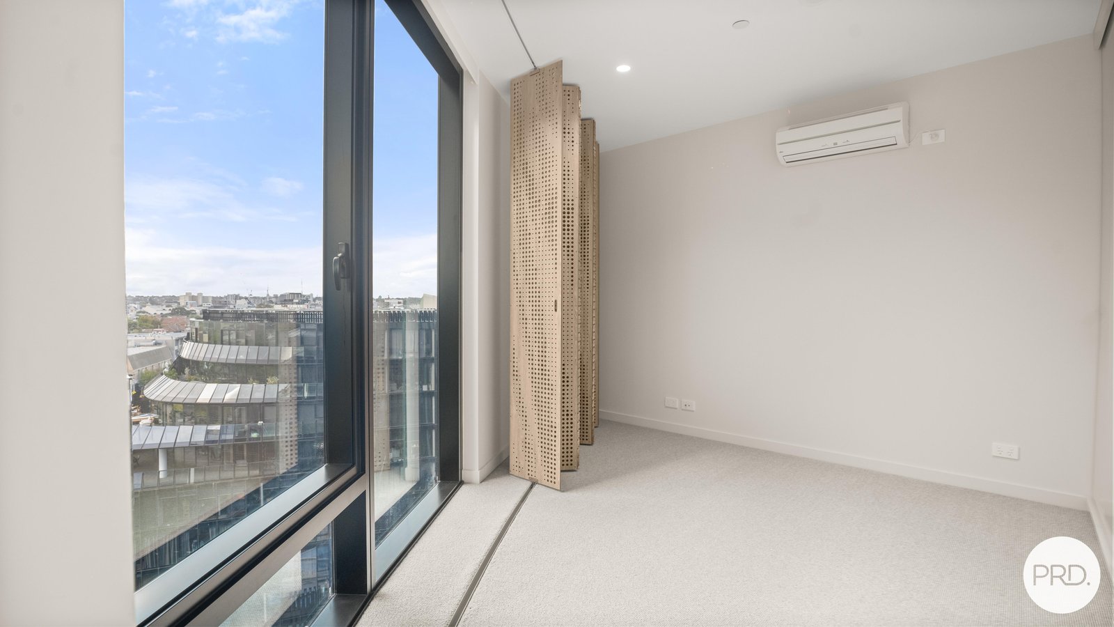 1010/605 St Kilda Road MELBOURNE 5
