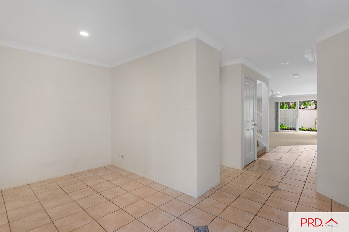 10/11-17 Beachcomber Court Burleigh Waters 6