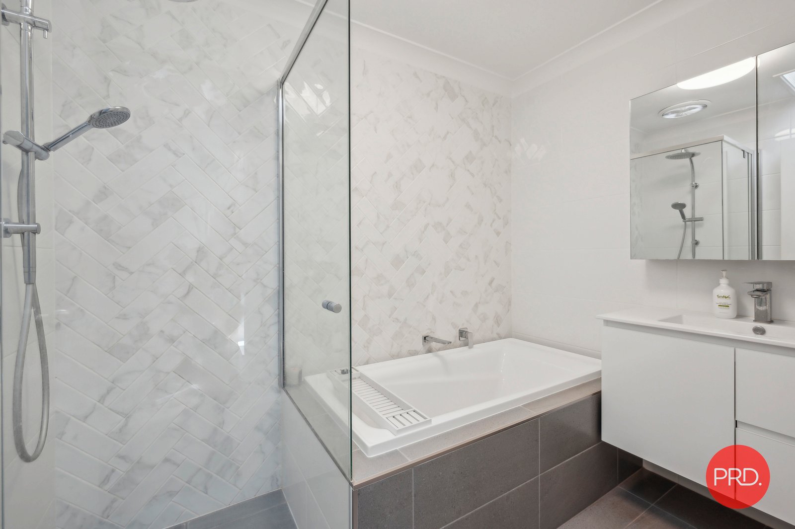 10/11 Phillip Street COFFS HARBOUR 9
