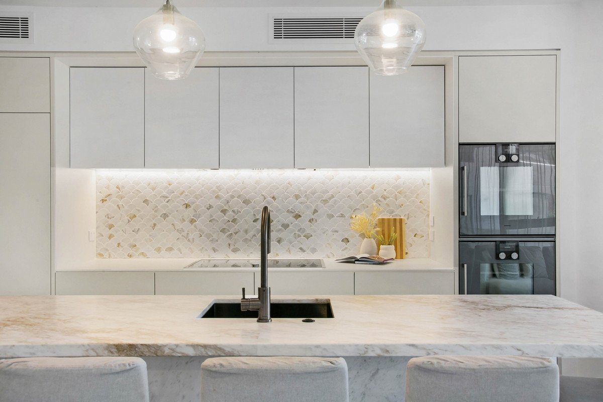 101/112 The Esplanade Burleigh Heads 2