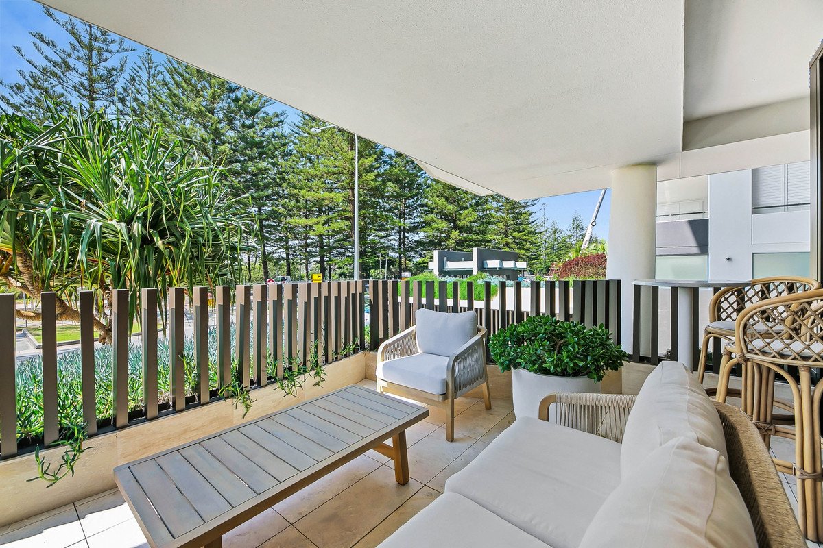 101/112 The Esplanade Burleigh Heads 14
