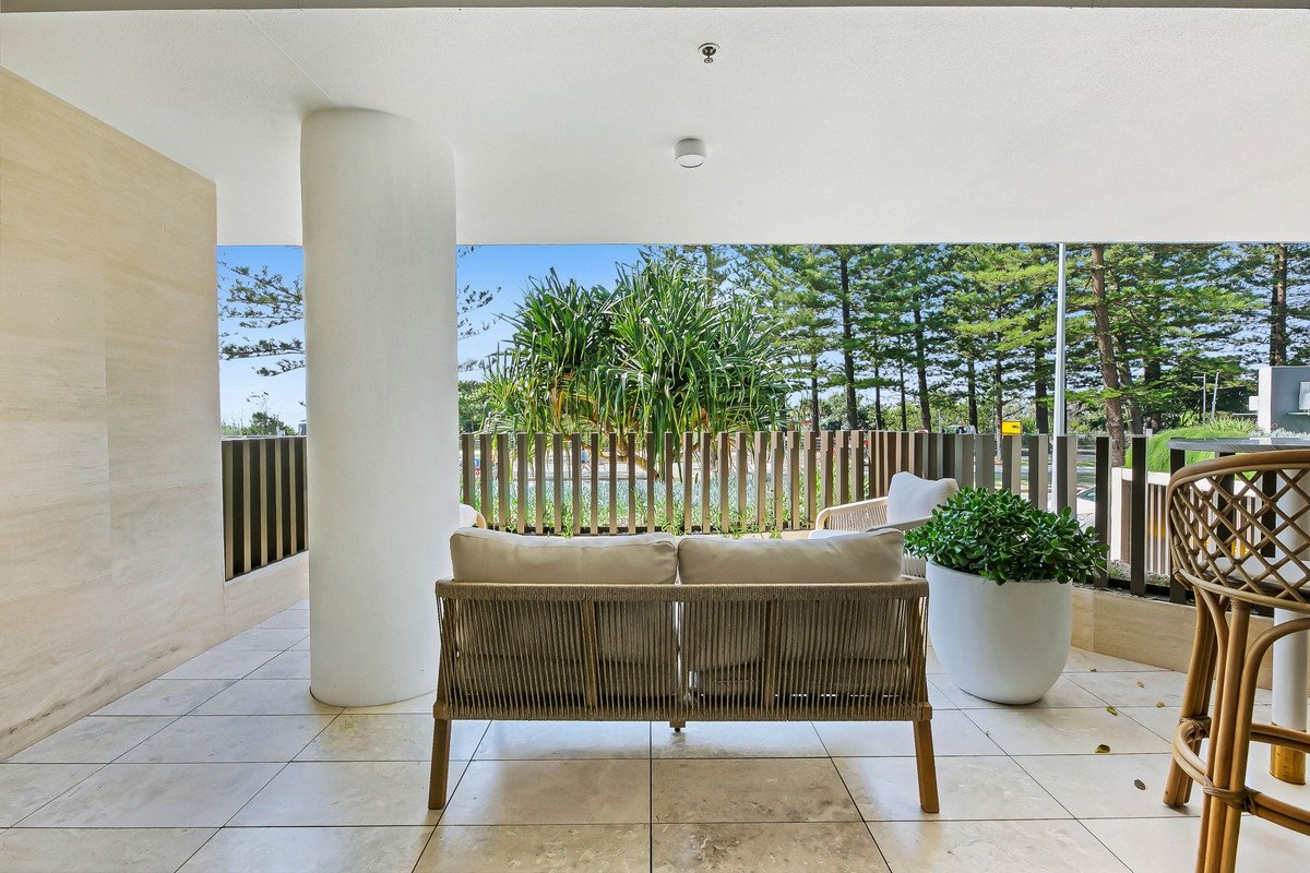 101/112 The Esplanade Burleigh Heads 15