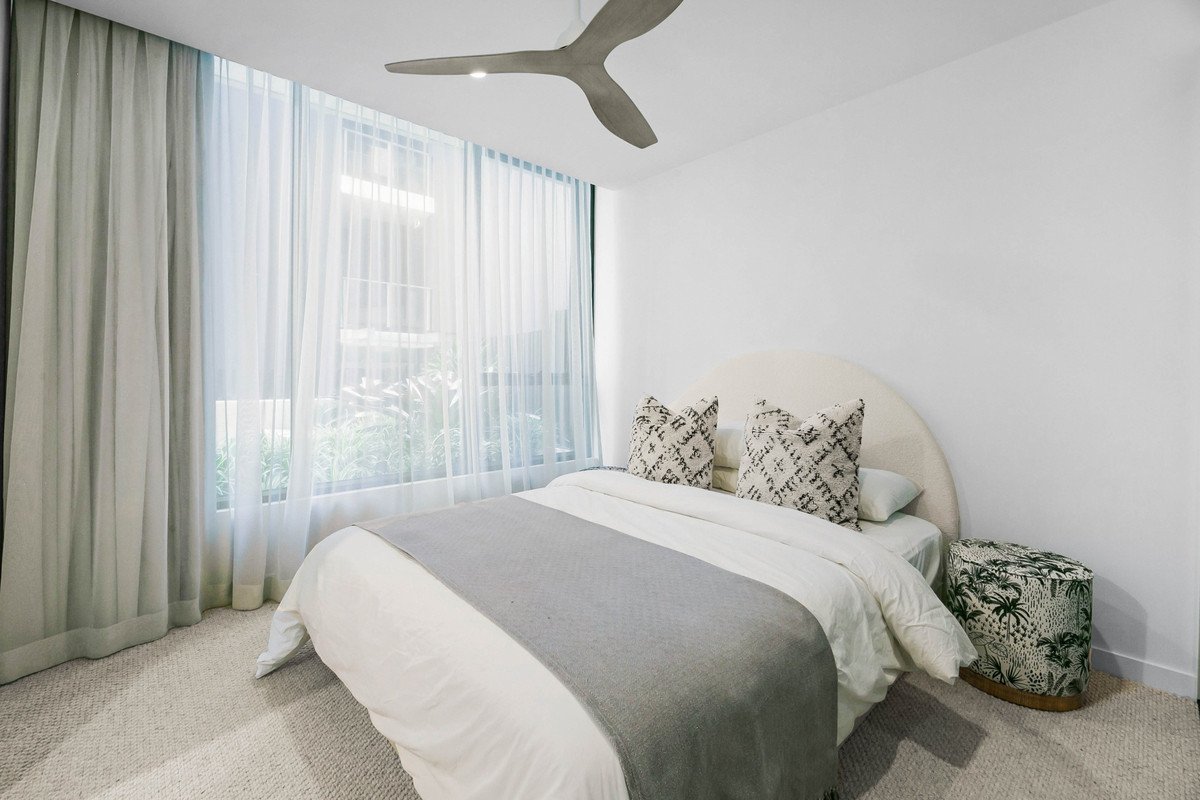 101/112 The Esplanade Burleigh Heads 22