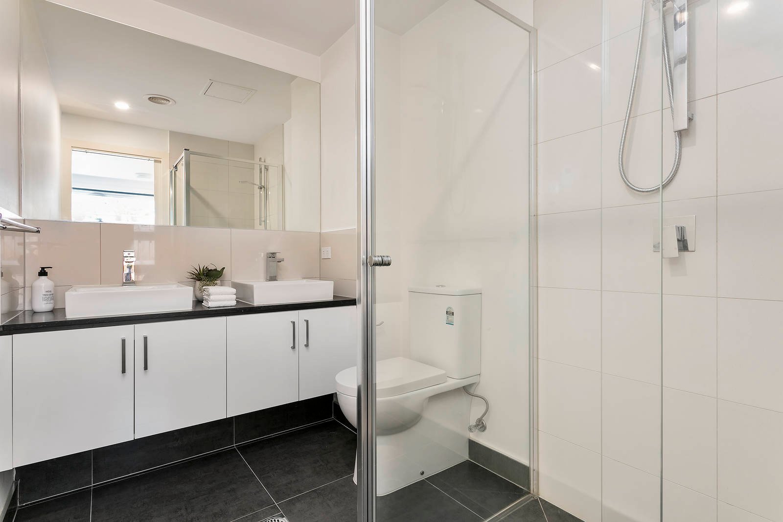 Real Estate and Property in 10/1116 Burke Road, Balwyn North, VIC