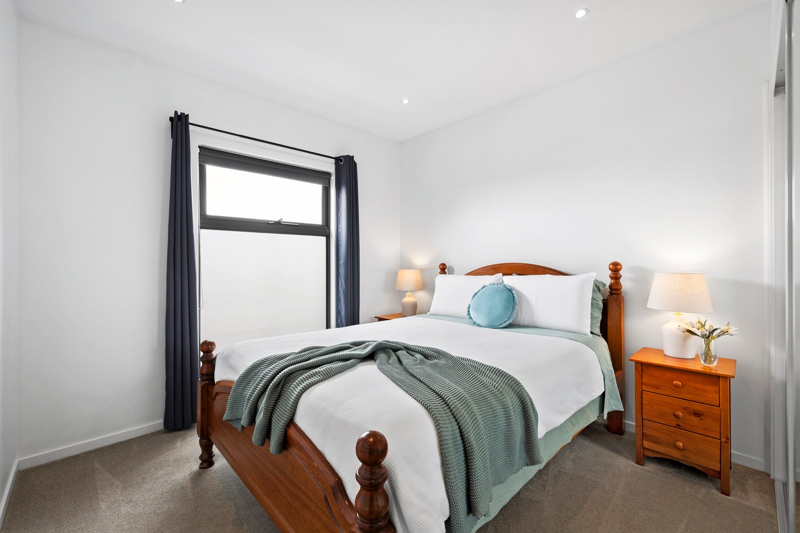 Gallery: 10/1126 North Road